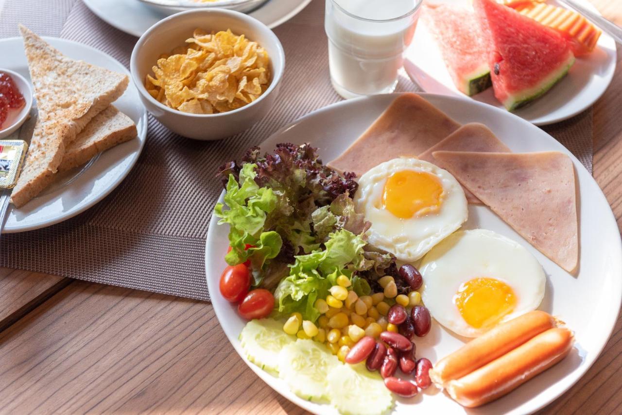 Nonthaburi Palace Hotel מראה חיצוני תמונה