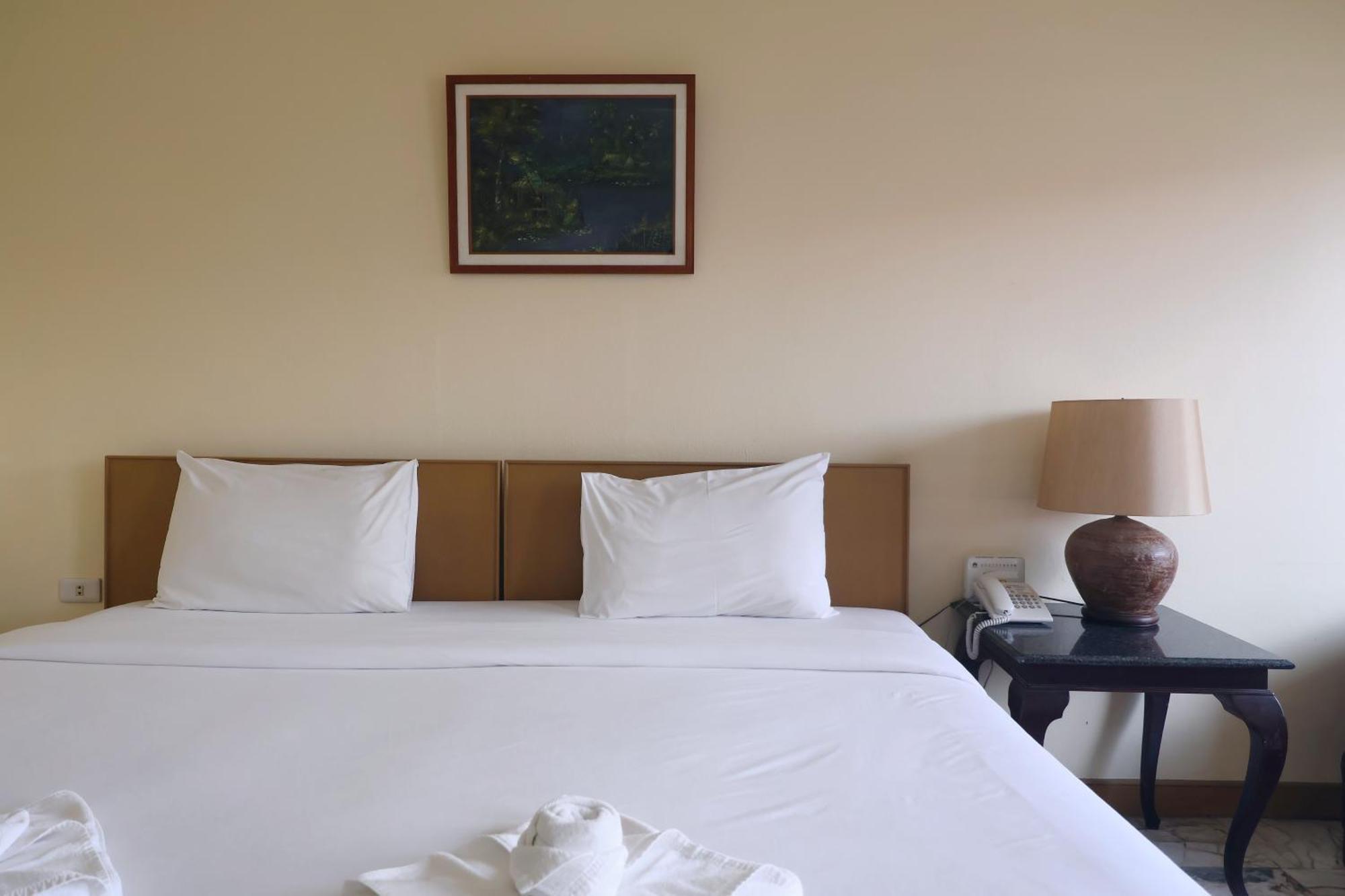 Nonthaburi Palace Hotel מראה חיצוני תמונה