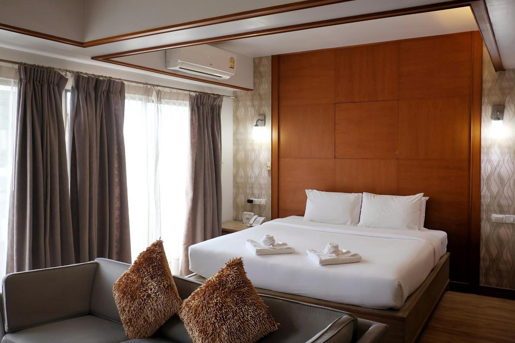 Nonthaburi Palace Hotel מראה חיצוני תמונה